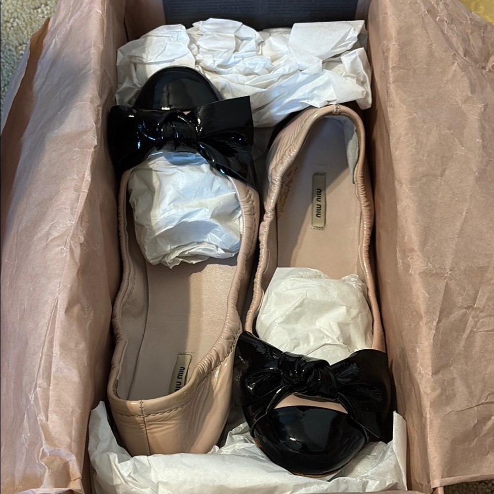 Miu Miu Black and Pink Flats with Bow